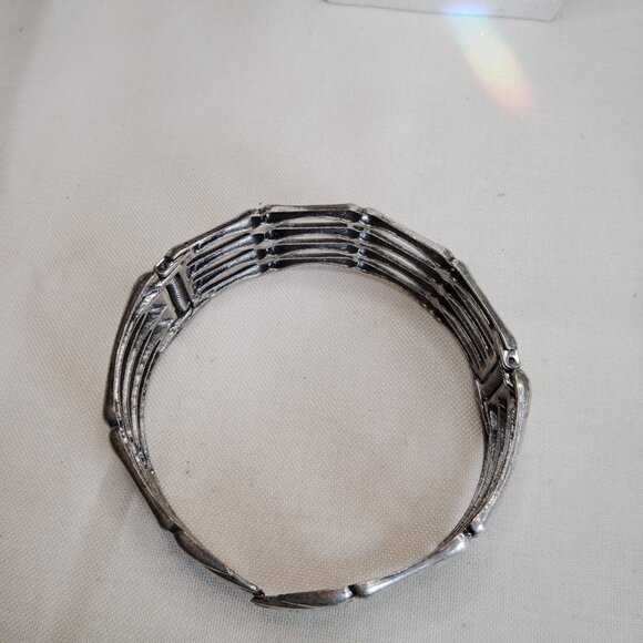 Silver Tone Skeleton Finger Choker Necklace Hinged Gothic Bone Collar Statement - Picture 8 of 9